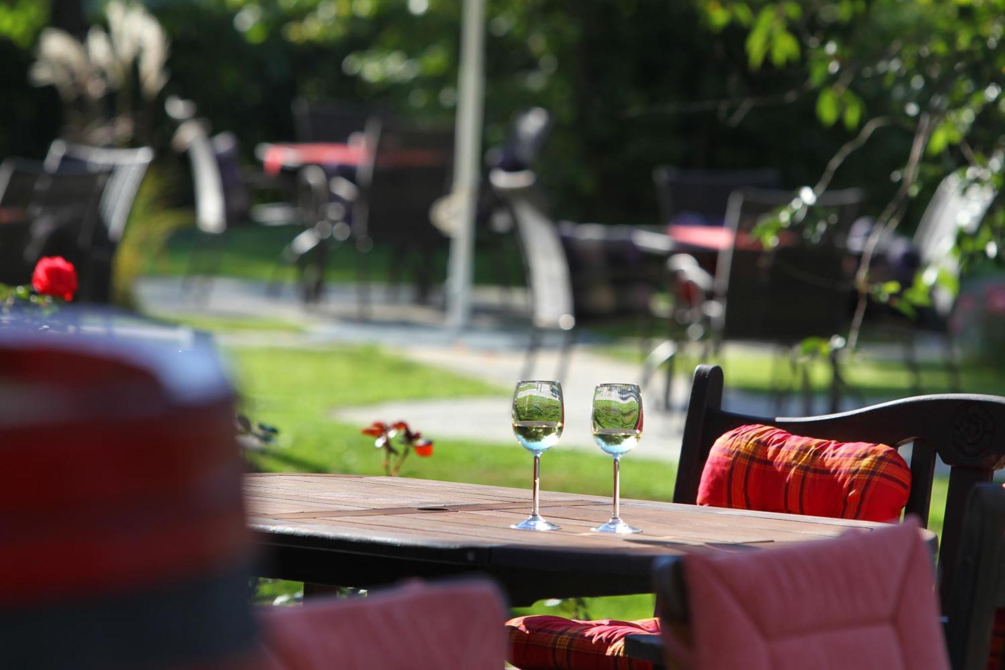 Kirschberghof Gaestehaus Und Weinverkauf Sommerhausen Luaran gambar