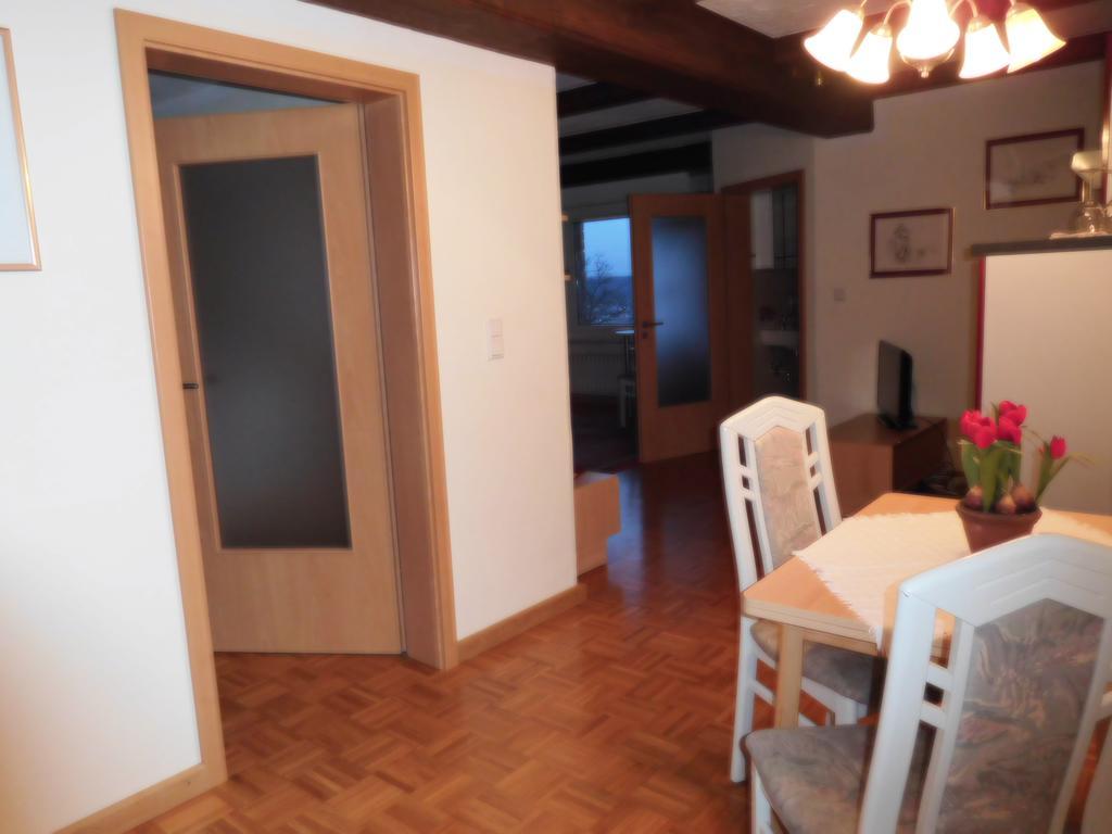 Kirschberghof Gaestehaus Und Weinverkauf Sommerhausen Luaran gambar